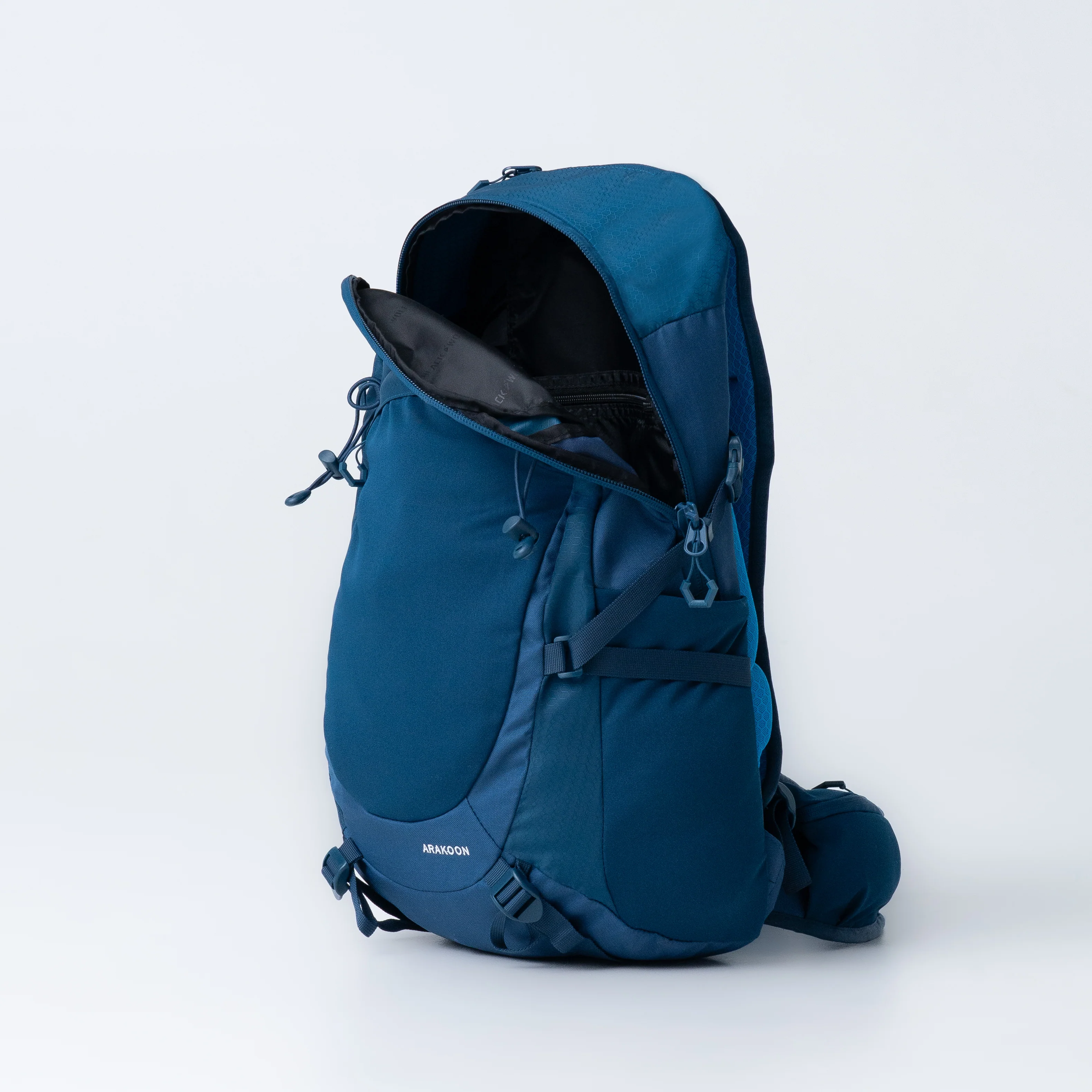 Arakoon Backpack - Image 3