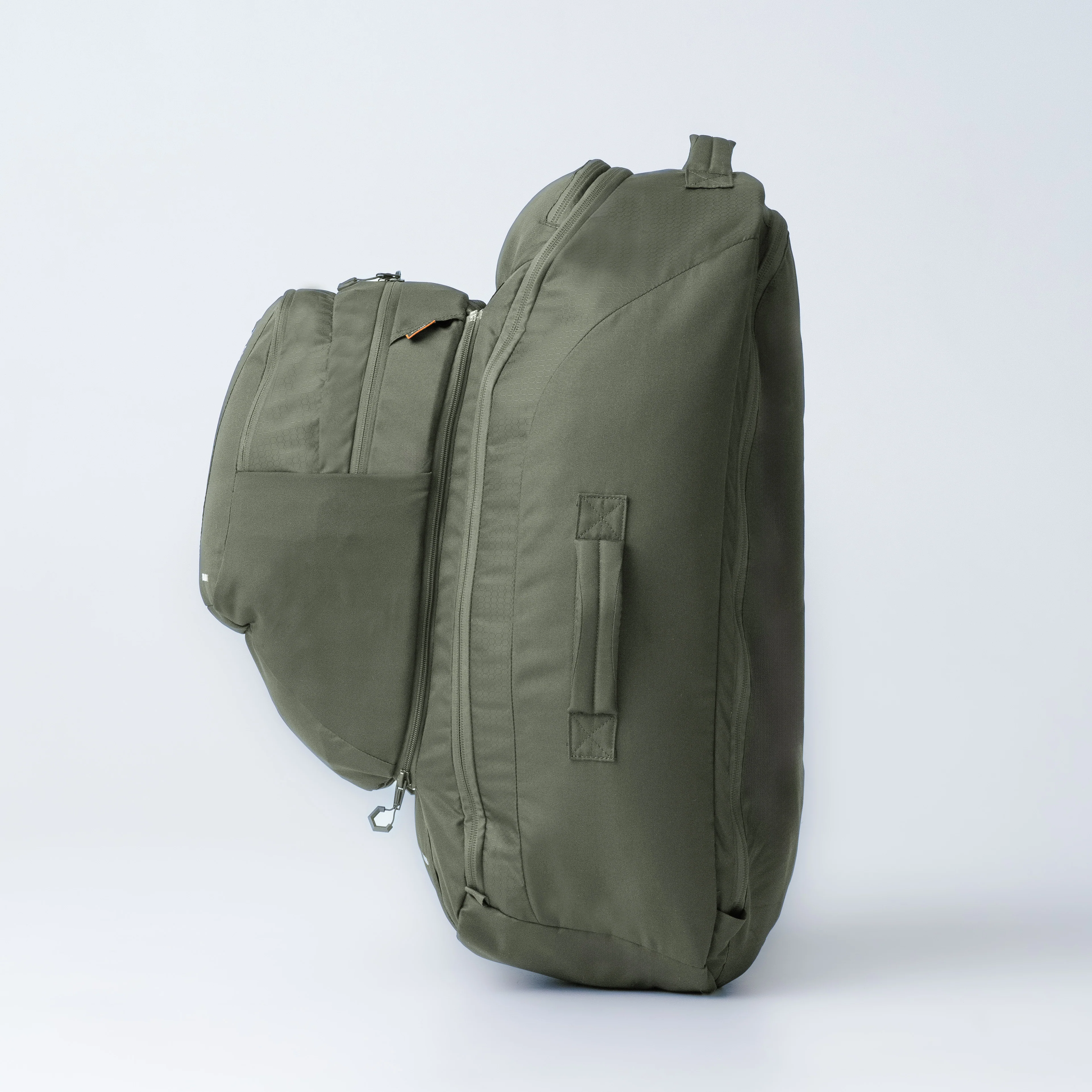 Helan II 75 Travel Backpack - Image 8