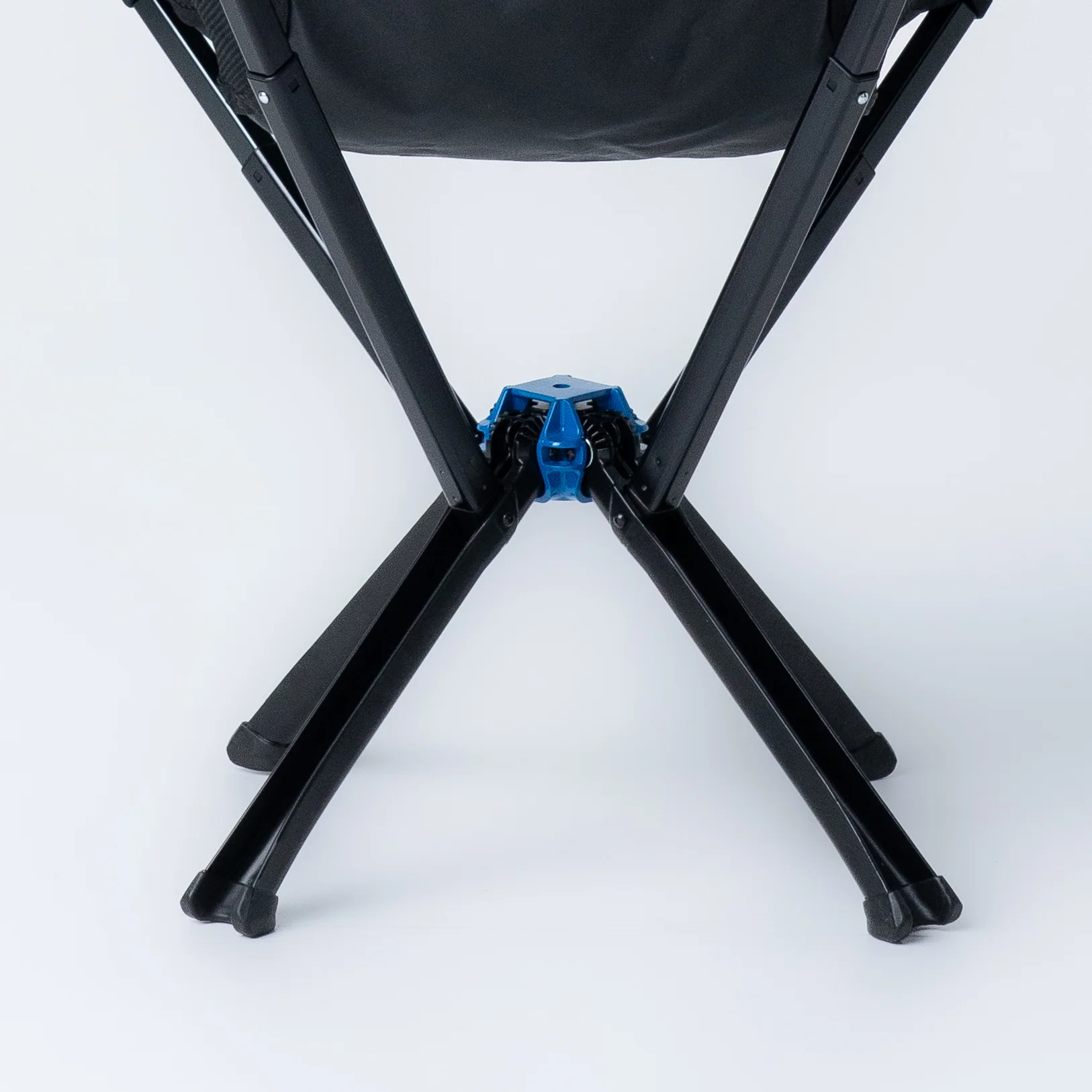 Quick Fold Lightweight Chair - Image 4