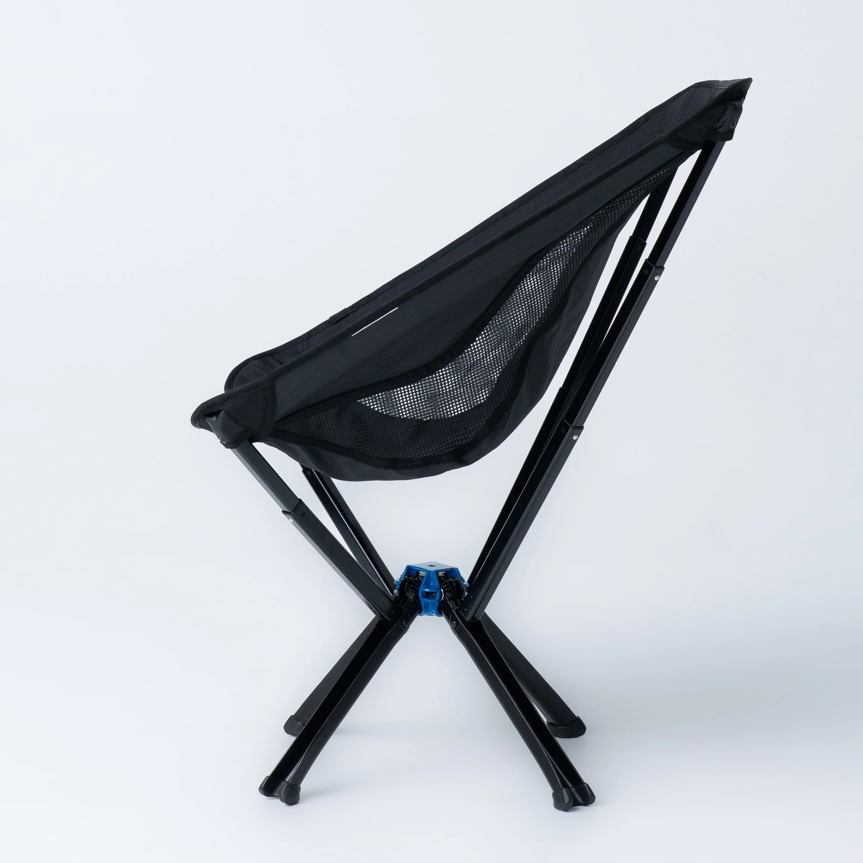 Quick Fold Lightweight Chair - Image 8